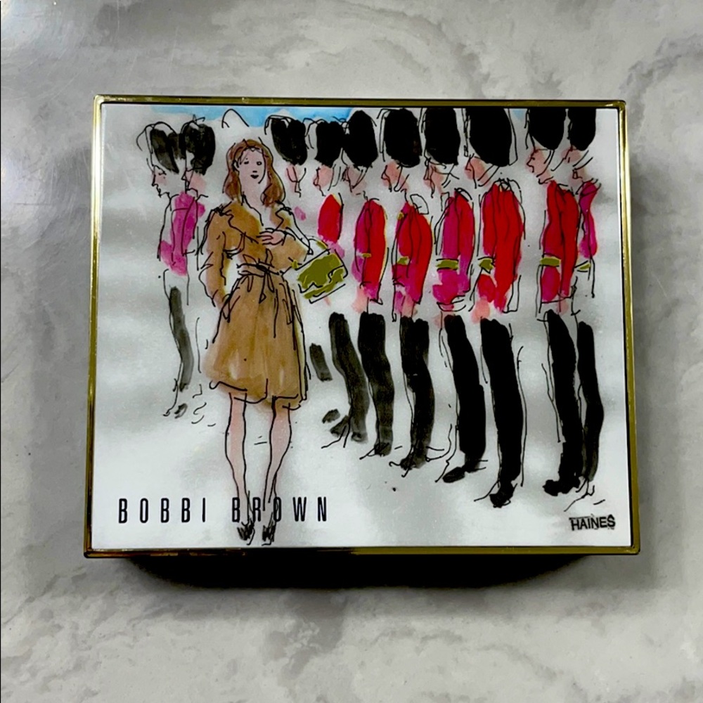 BRAND NEW NEVER USED Bobbi Brown London Palette